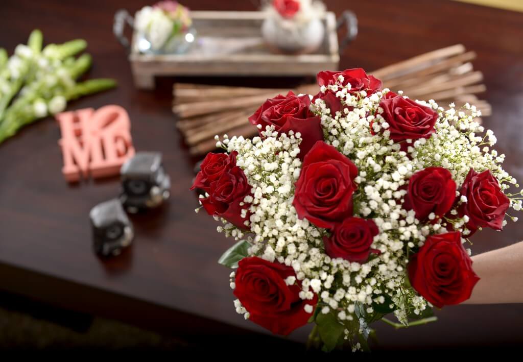 Roses&Gypsophila_Bouquet